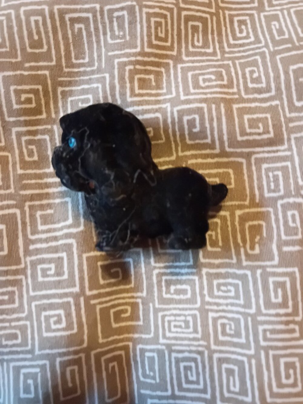 Puppy in my Pocket black flocked puppy